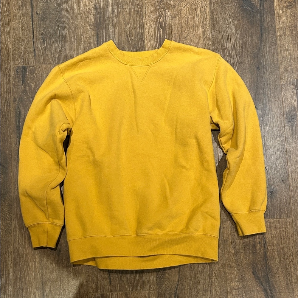 Aritzia TNA | Mustard Yellow Crewneck Sweatshirt